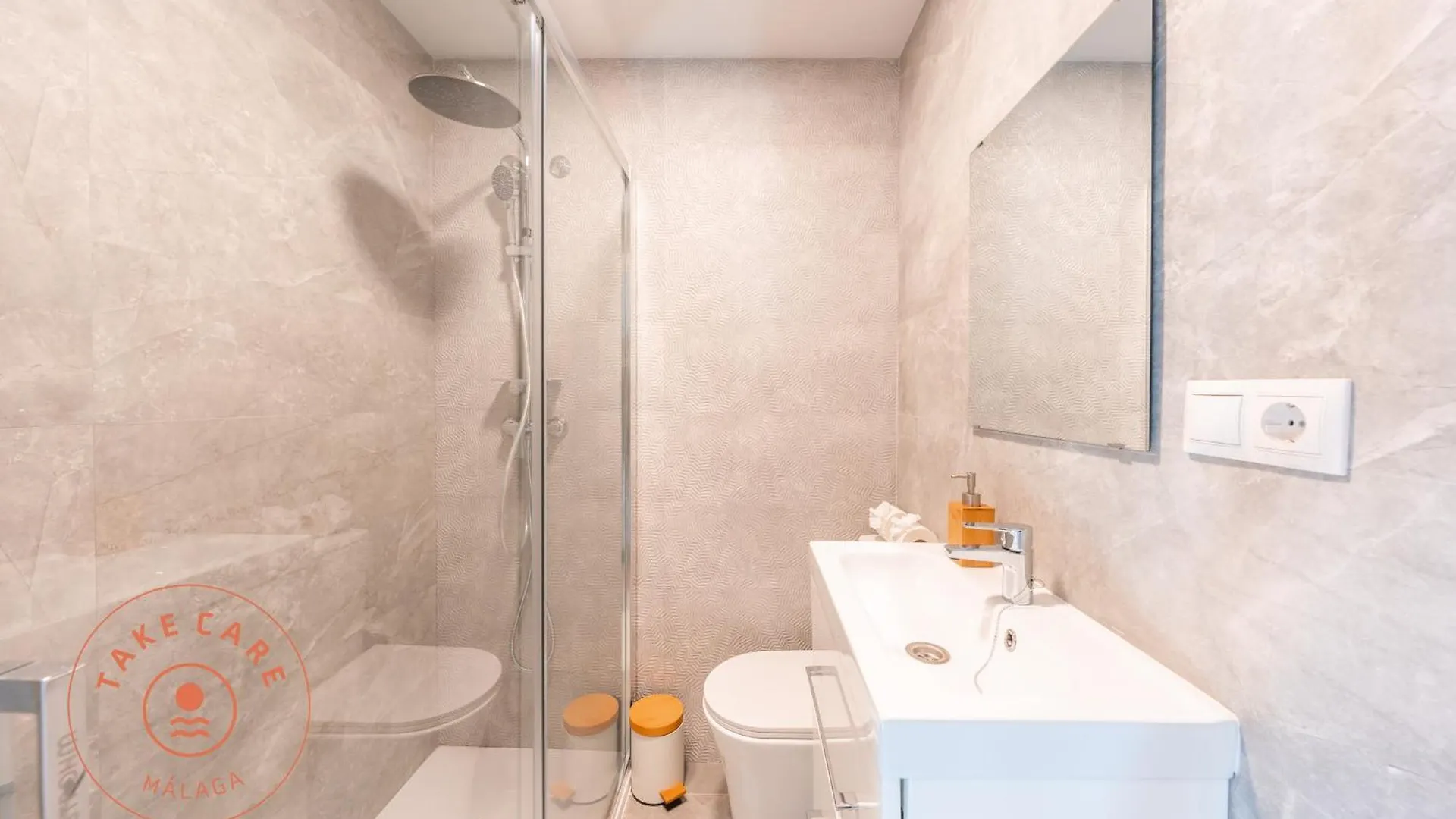 Spacious Apartment In Malaga - Tcm 0*,
