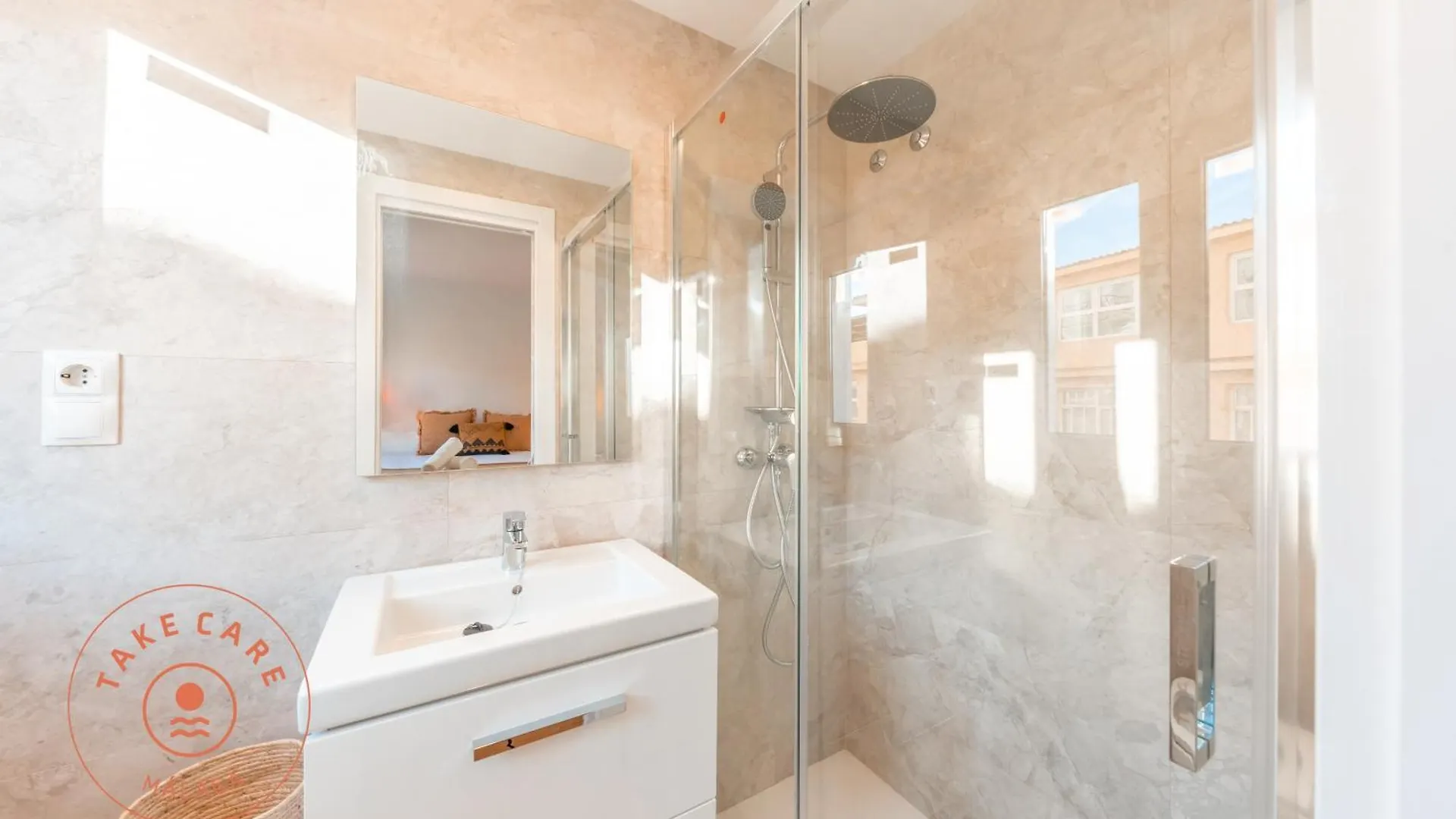 Spacious Apartment In Malaga - Tcm Spain